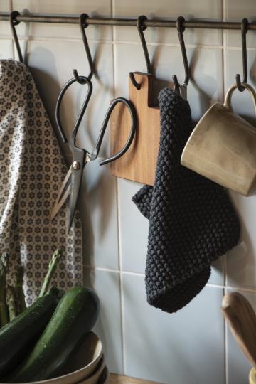 Knitted Pot Holder in Dark Grey