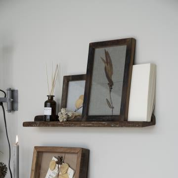 Gallery Shelf