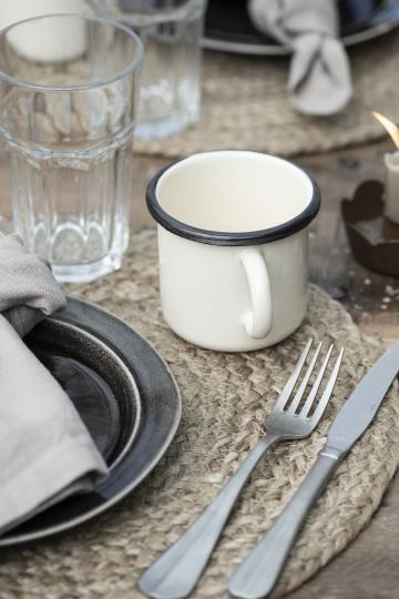 Round Jute Placemat in Natural