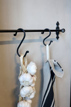 S-hook in Black