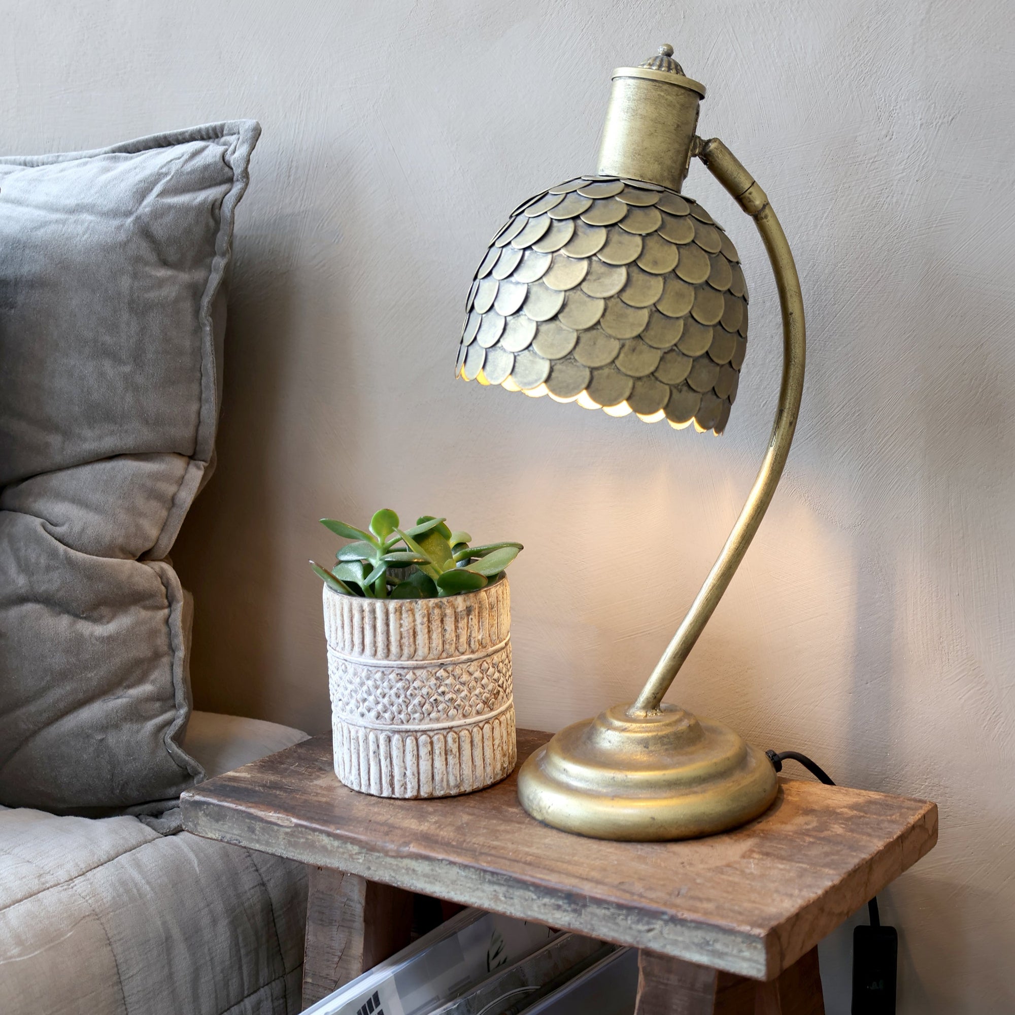 Scalloped Desk Lamp in Antique Brass