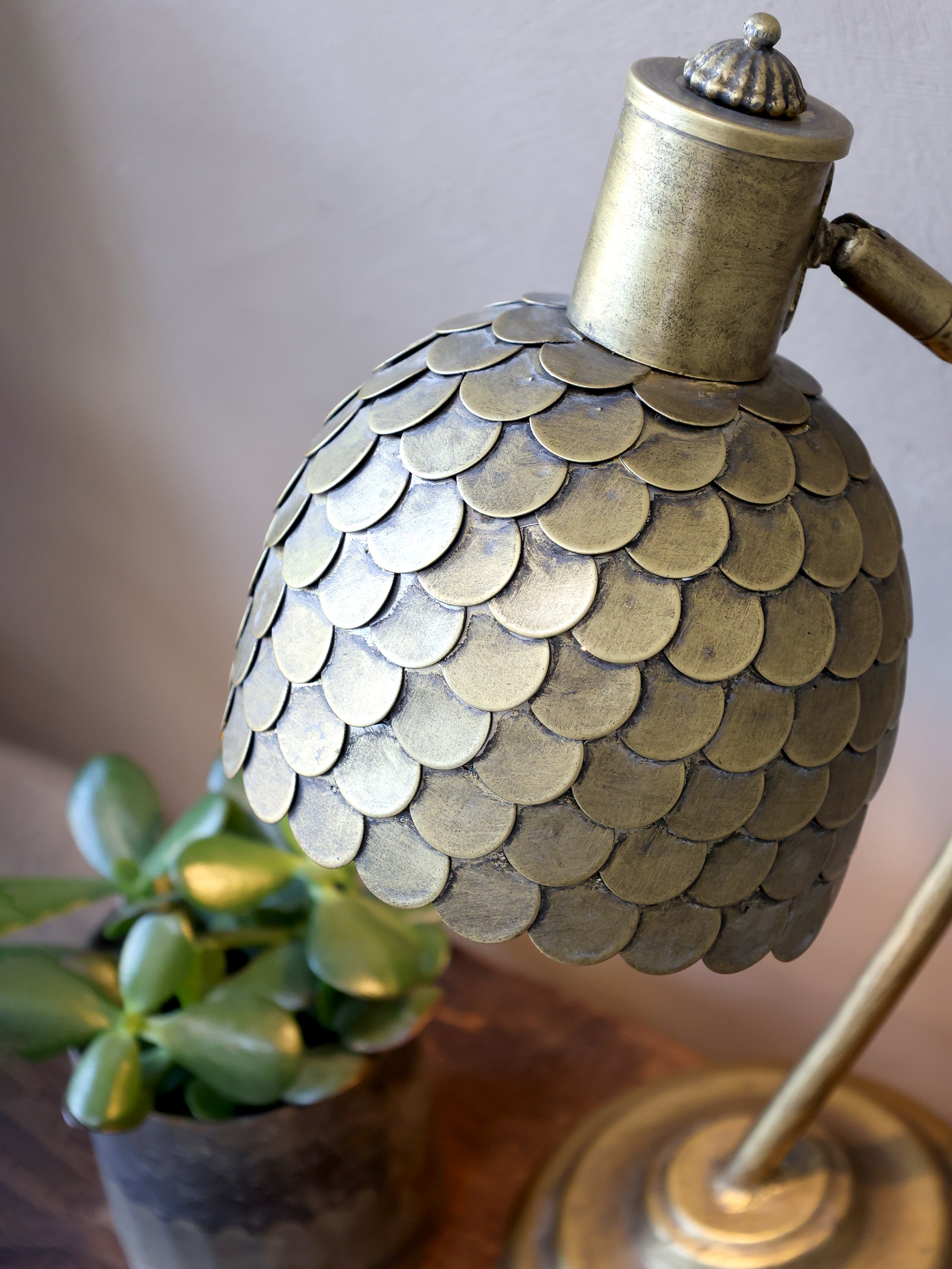 Scalloped Desk Lamp in Antique Brass